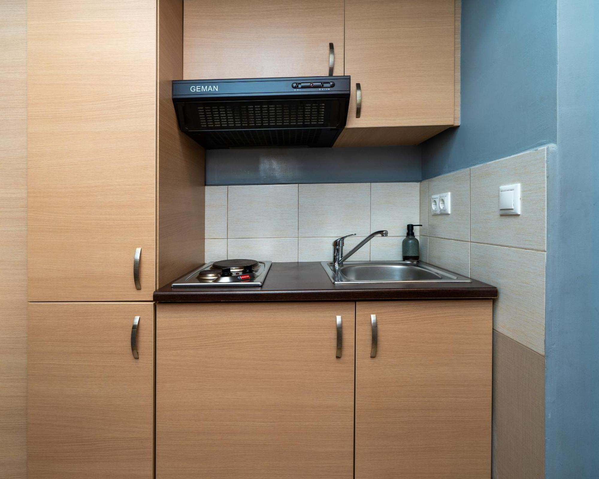 Ideally Located Apartment In Central Athén Kültér fotó